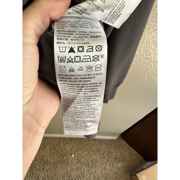 Levis Womens Gray Crewneck Sweatshirt large pullover polyester round neck - Picture 7 of 8